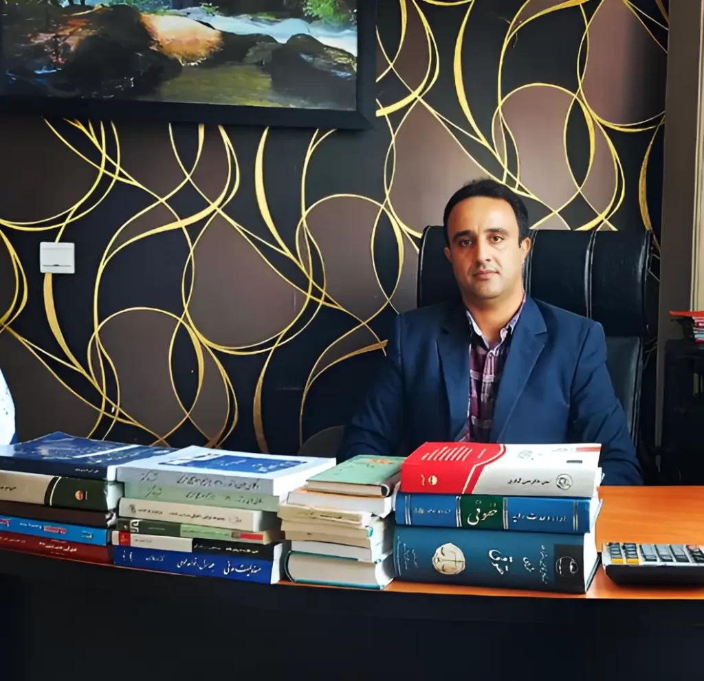 وکیل علیرضا موزونی